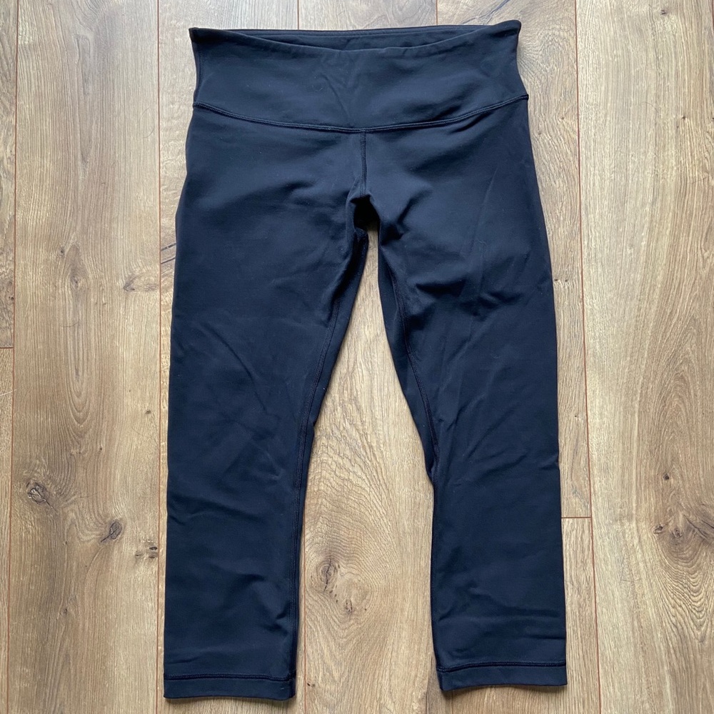 Lulu lemon winder under 3/4 length crop